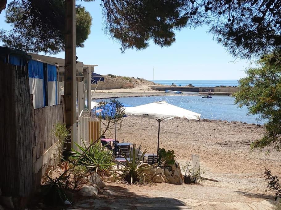 Acogedor Bungalow Adosado El Campello Zewnętrze zdjęcie